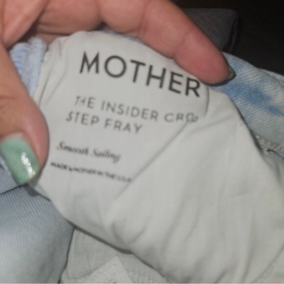 MOTHER The Insider Crop Step Fray Jeans in Smooth Sailing - Picture 8 of 11